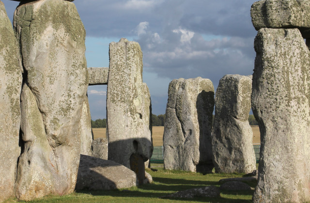 旅行及旅行的好处英语作文_高一满分英语作文2篇